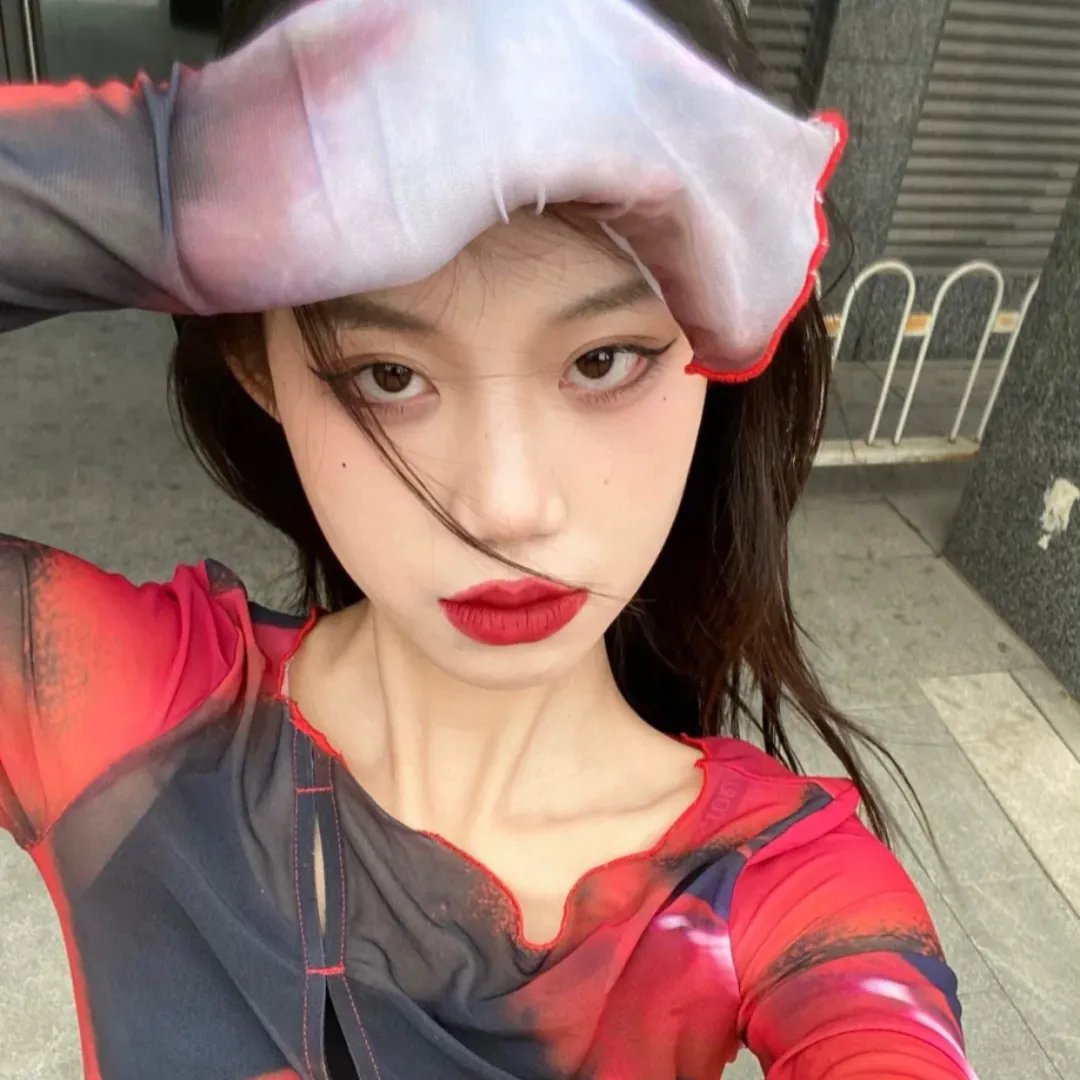 骚动时节的少女们啊